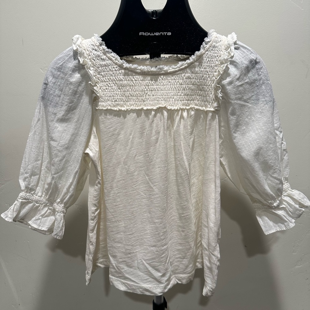 Anthropologie Cream Rouge
Lightweight Linen Blouse